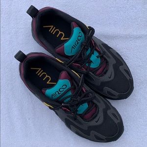 Youth Nike Air Max 200 Size 4.5